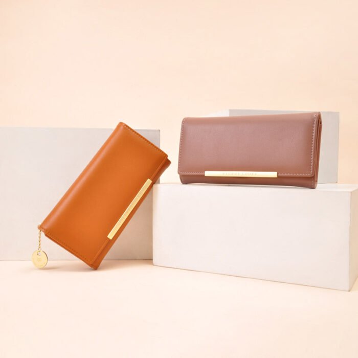 Women's Large Bifold Wallet, Many Compartment - Image 4