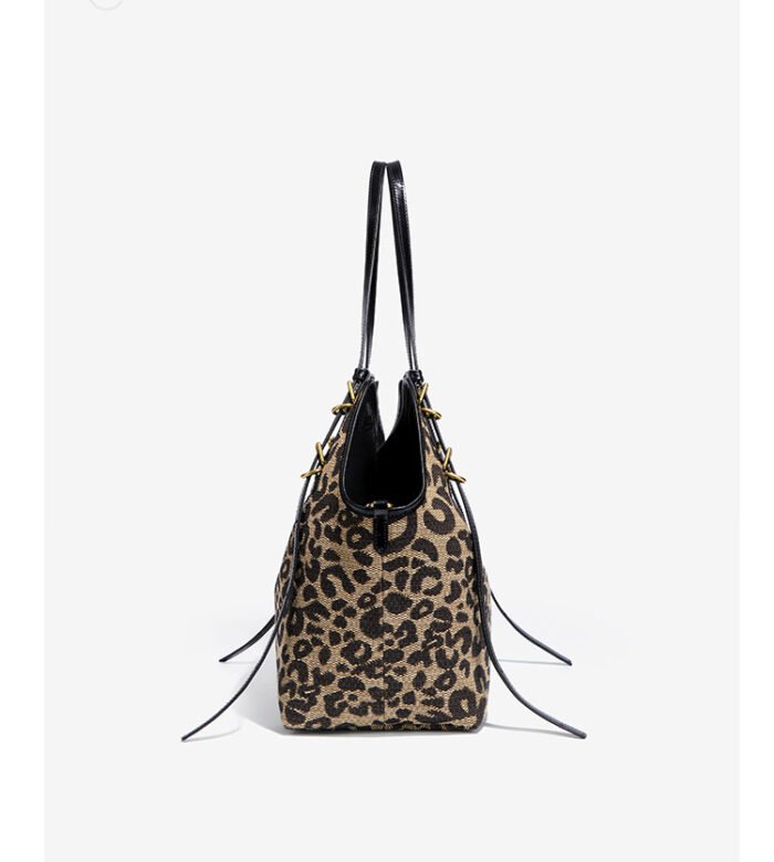 Leopard Print Shoulder Tote Bag with Inner Pouch – Adjustable Strap Hobo Purse for Women - Image 7